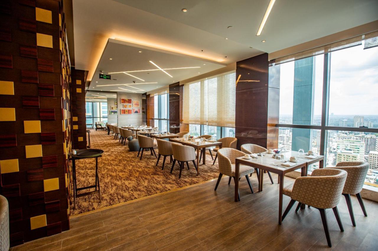 Hotel Johari Rotana 5*