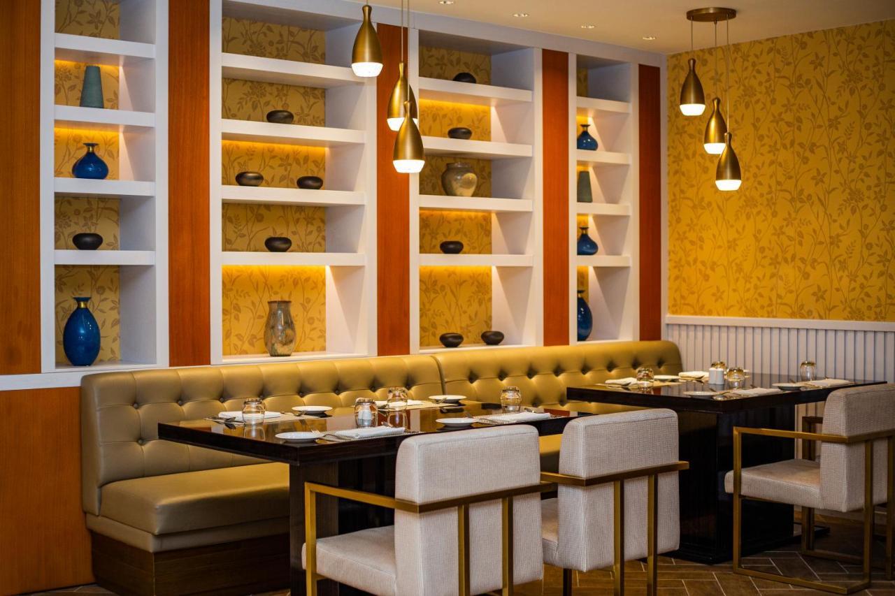 فندق Johari Rotana دار السلام