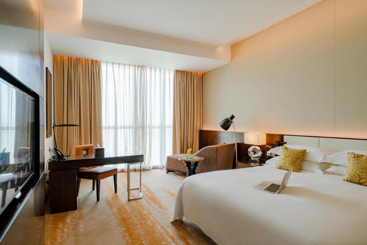 فندق Johari Rotana