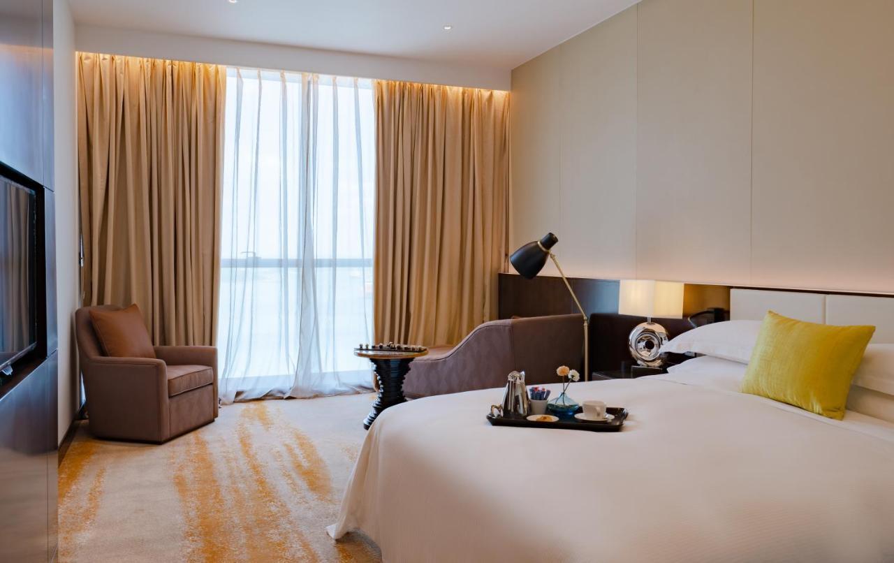 فندق Johari Rotana