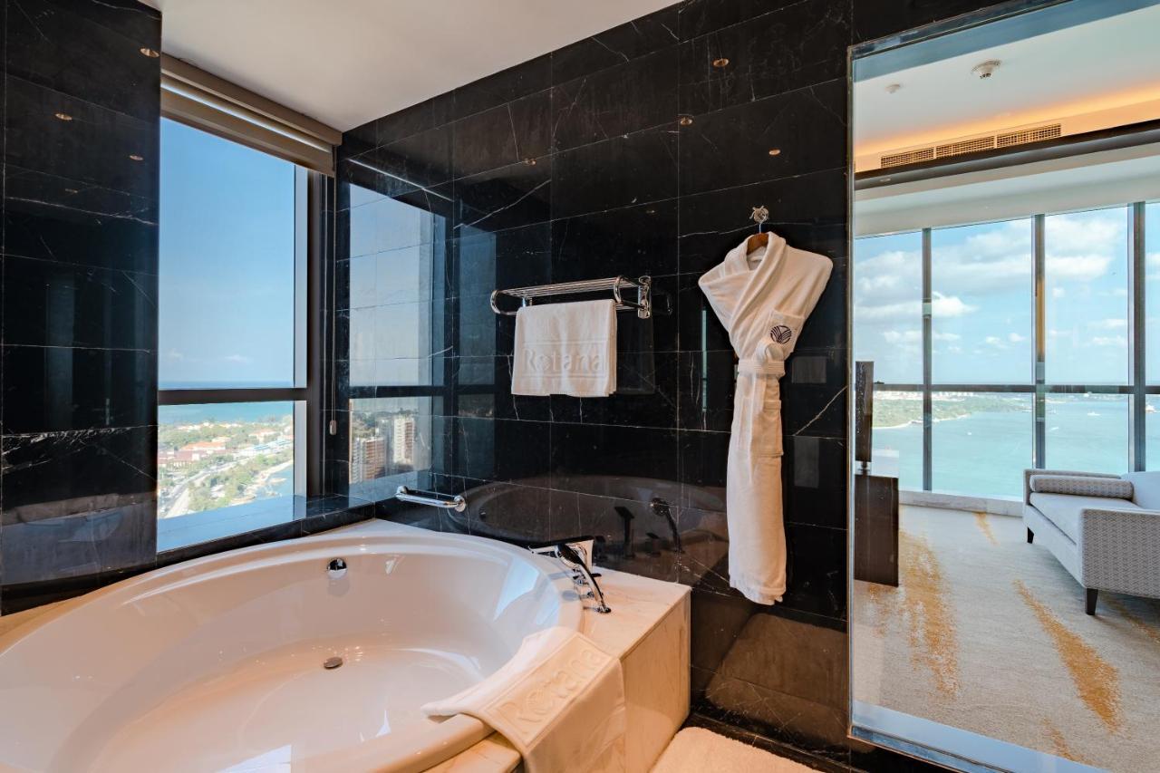 Johari Rotana فندق