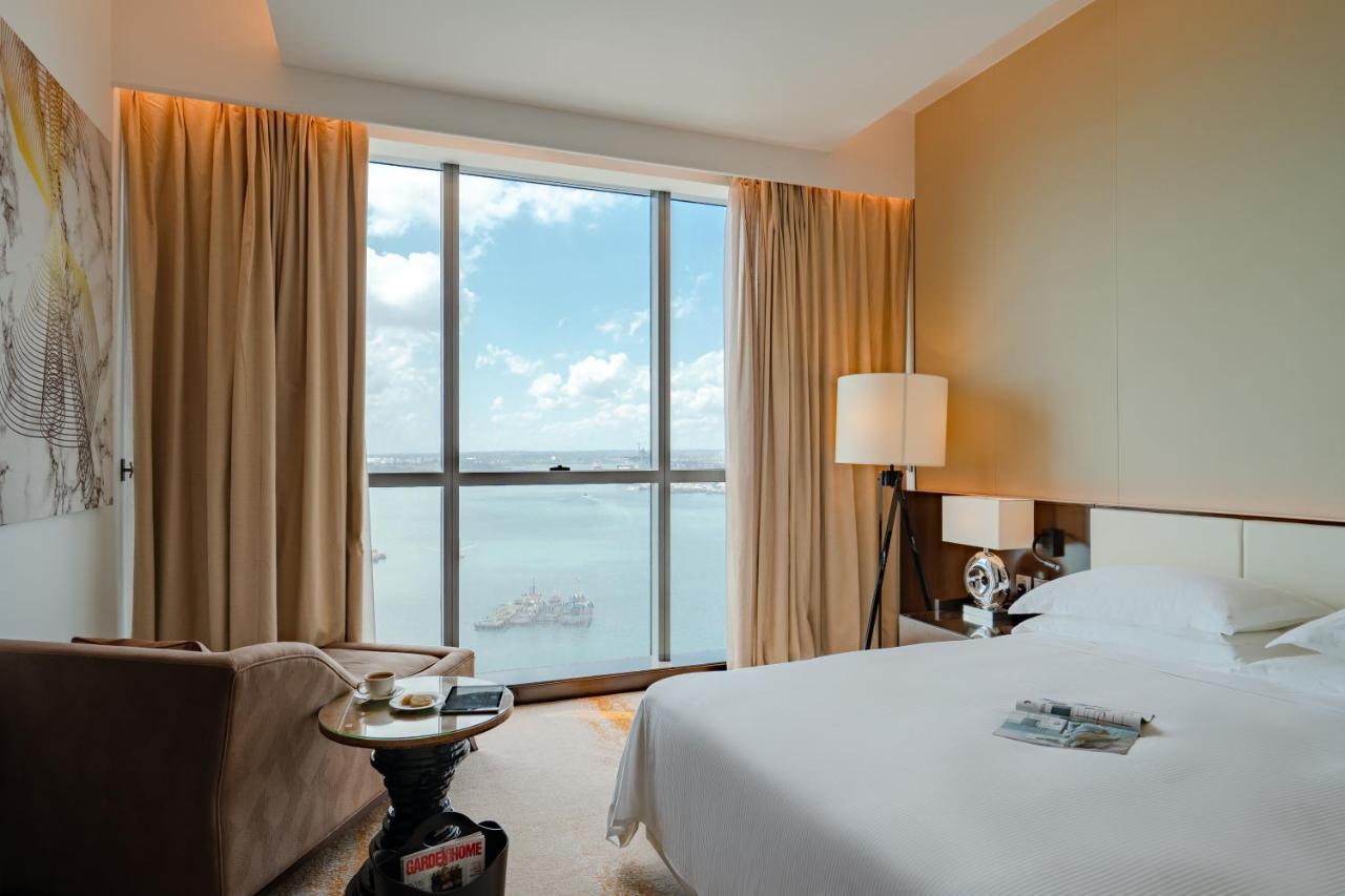Johari Rotana 5*